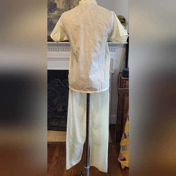 Vintage Light Yellow Schrank 2 PC Pajama Set - Picture 3 of 12